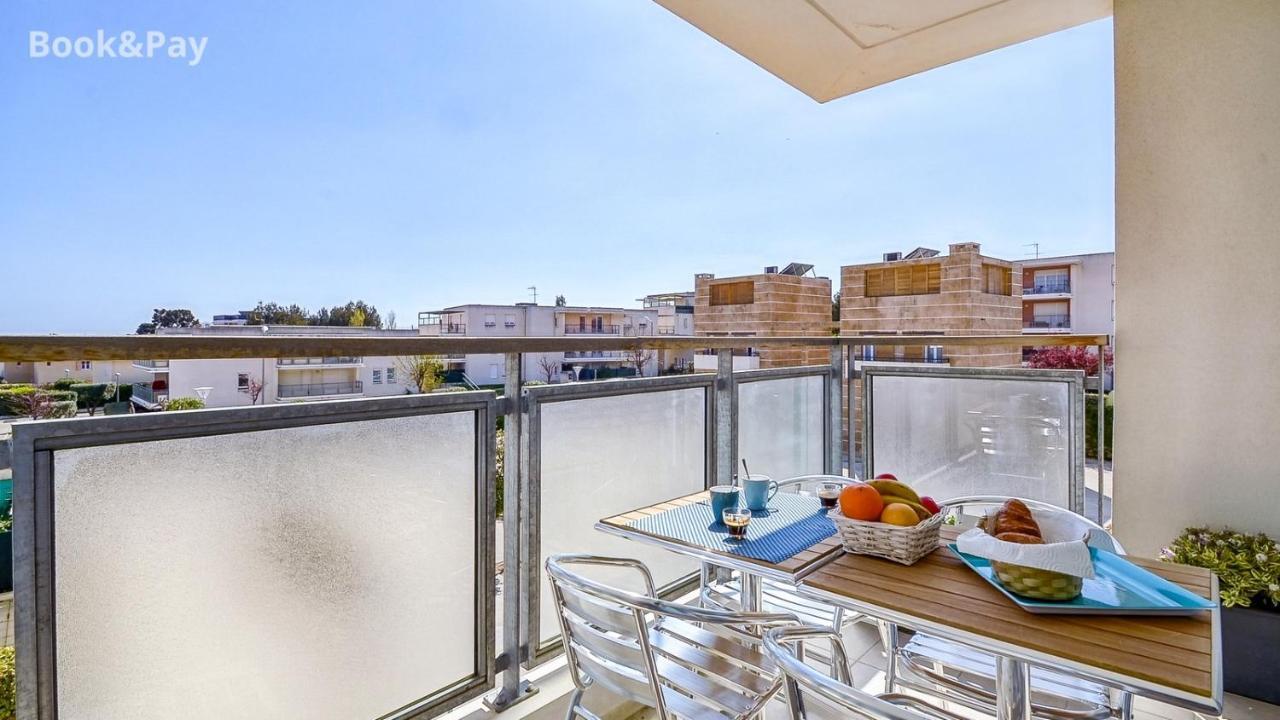 Les Alouettes Avec Terrasse, Garage Et Piscine