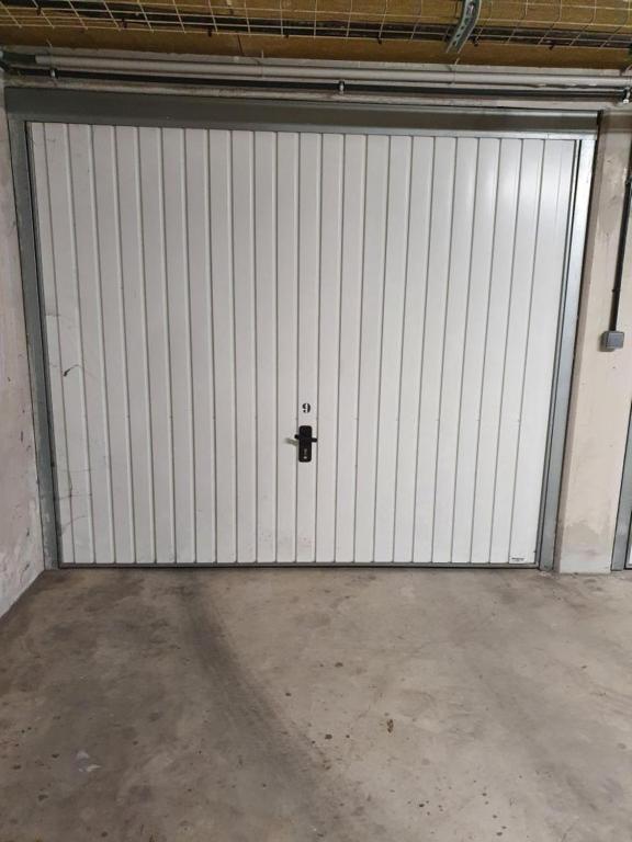 Les Alouettes Avec Terrasse, Garage Et Piscine * La Ciotat
